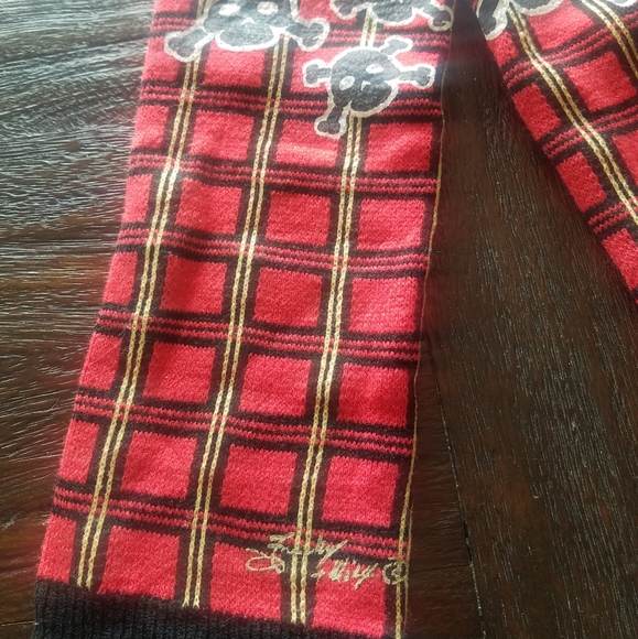 Red and black skull leg warmers - Picture 2 of 2